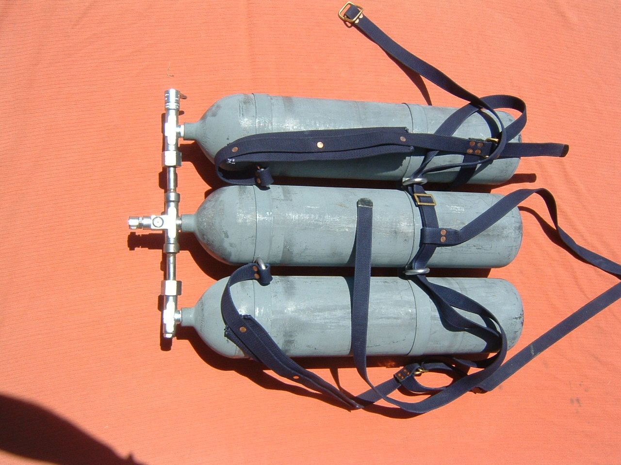 These US DIVERS triple tanks are