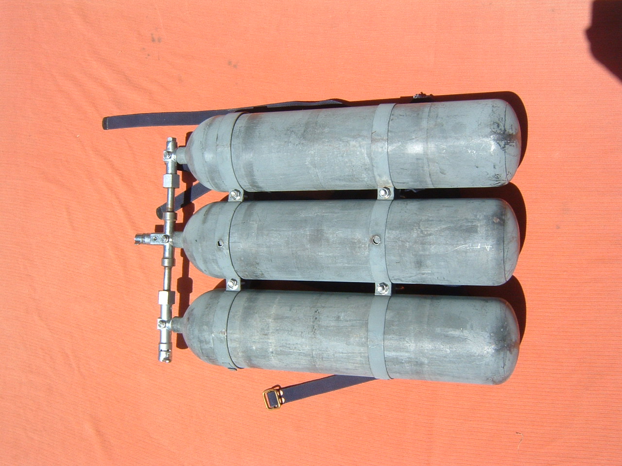 These US DIVERS triple tanks are